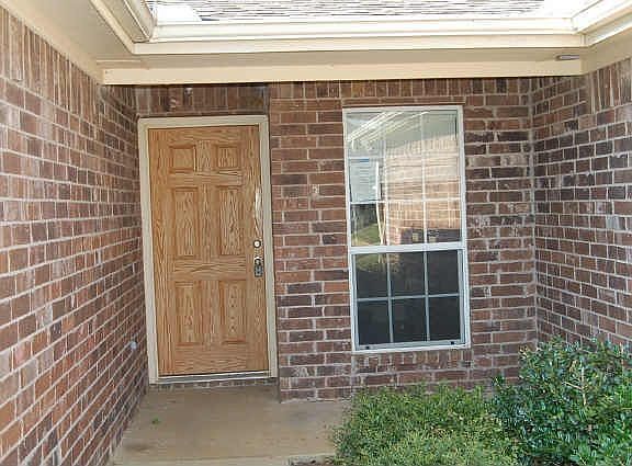 2nd image of 750 Countryside Dr