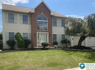 401 Augusta Dr E, Reading, PA 19608