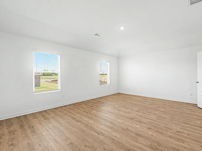 3101 Laredo Ln — Photo 18