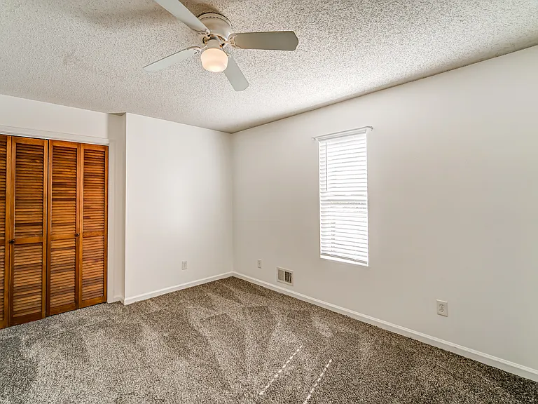 4355 E Paulding Dr — Photo 17