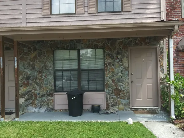 822 Village Dr, Brooksville, FL 34601