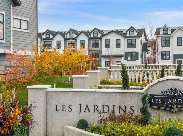 255 W Les Jardins Park SE #101, Calgary, AB T2C 5W9
