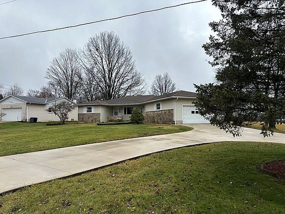 2nd image of 952 Donnawood Dr