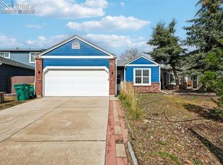 8320 Pepperridge Dr, Colorado Springs, CO 80920