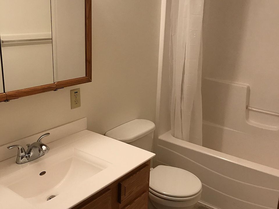 2nd image of 705 E 18th St