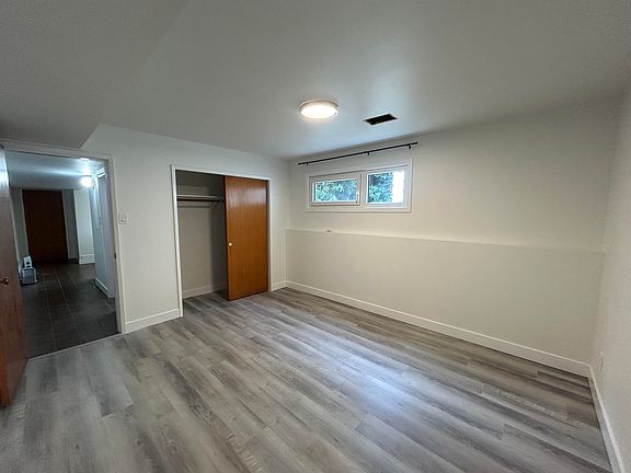 4th image of 4769 Haggart St #Basement