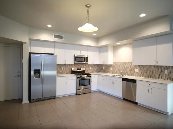 932 E Lustrum Ln, Tucson, AZ 85719