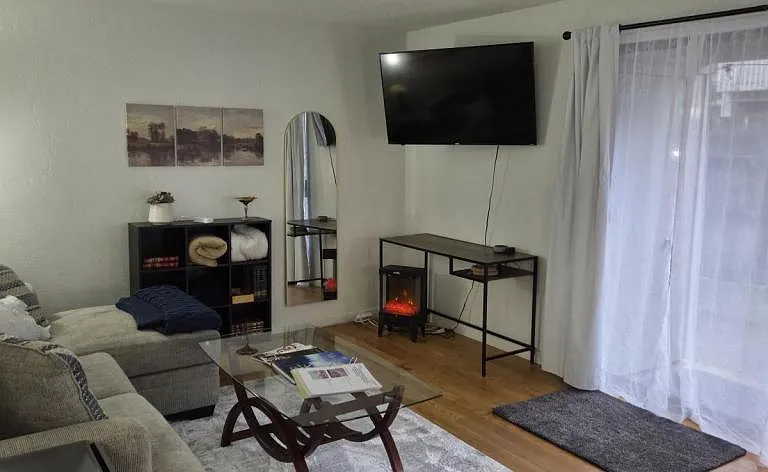 1309 Maple Leaf Ct — Photo 83