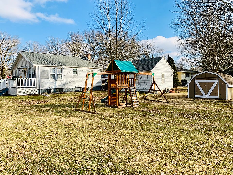209 S West St, Tremont, IL 61568 Zillow