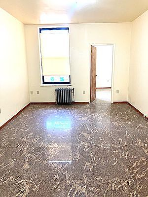 1st image of 215 E 110th St APT 3