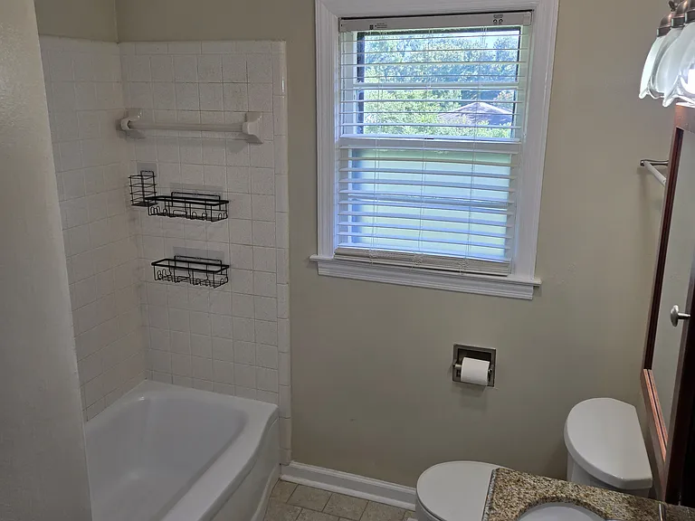 upstairs full bathroom