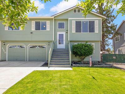 4240 SW Ben Hogan Dr, Redmond, OR, 97756