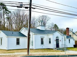 17 Moore St, Erving, MA 01344