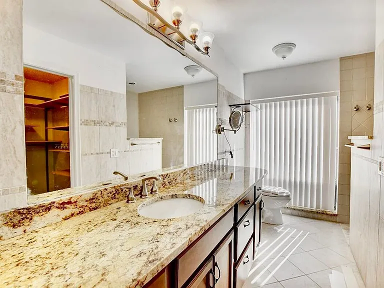 17768 Maplewood Dr #0 — Photo 19