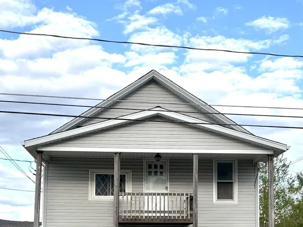 426 Hudson St, Forest City, PA 18421