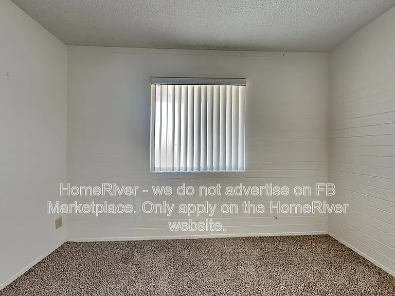 2020 Smoketree Ave N #1 — Photo 8