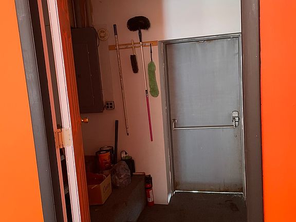 2nd image of 603C Market St