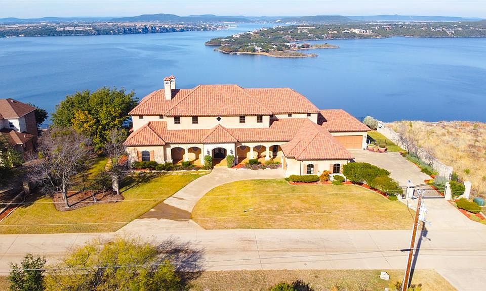 1st image of 275 Bay Hill Dr
