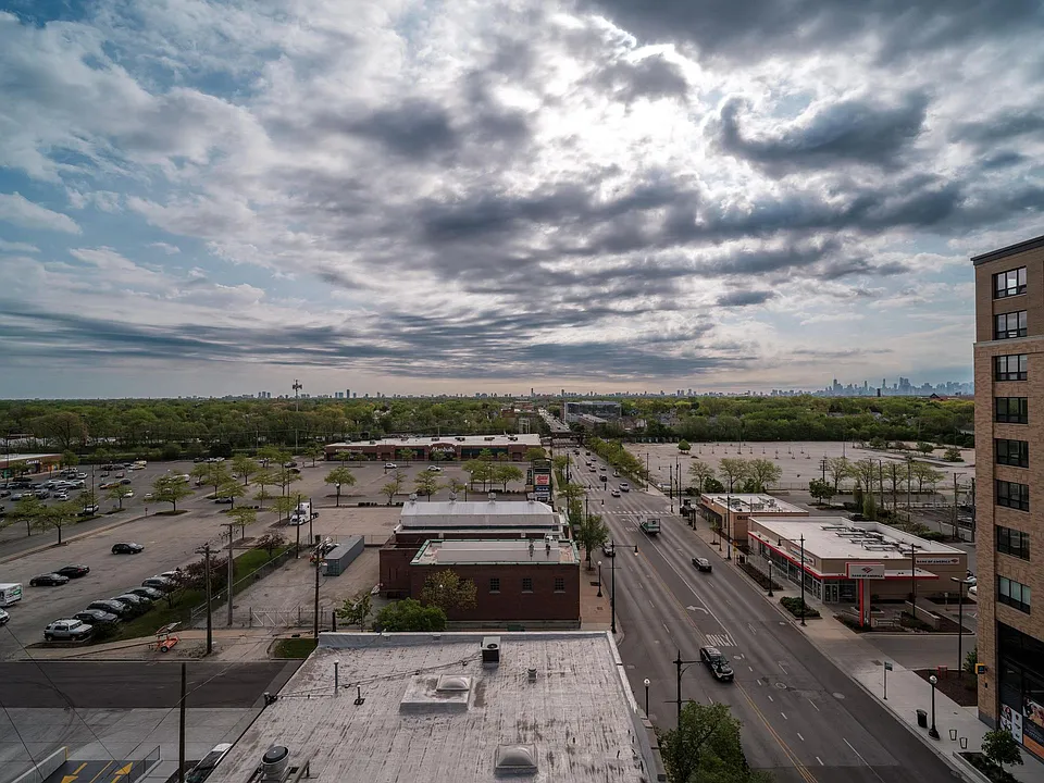 6 Corners Lofts