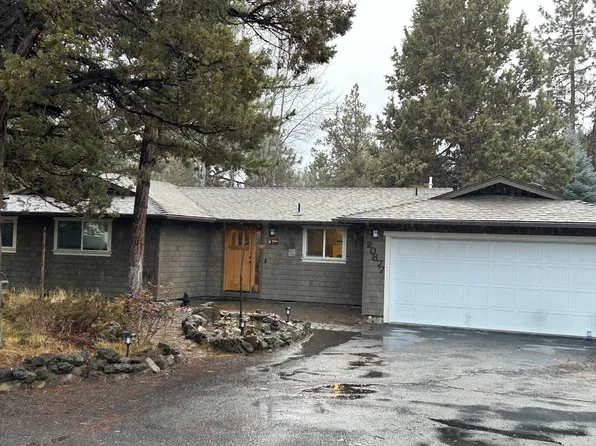 20877 King Hezekiah Way, Bend, OR 97702