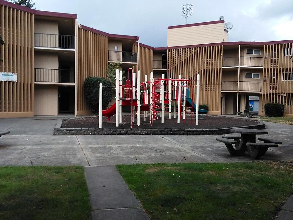 1st image of 258 S 156th St #309252e28