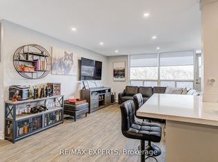 3390 Weston Rd #406, Toronto, ON M9M2X3