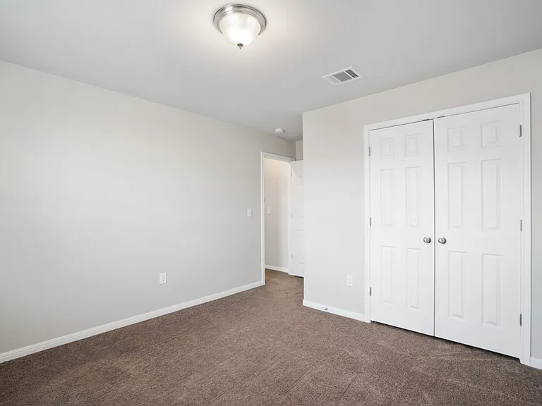 156 Triumph Rd — Photo 15