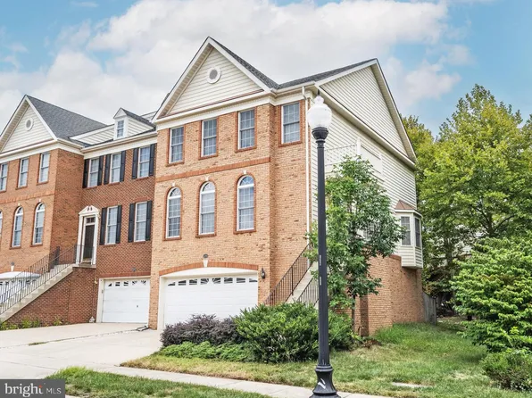 42906 Overly Sq, Chantilly, VA 20152