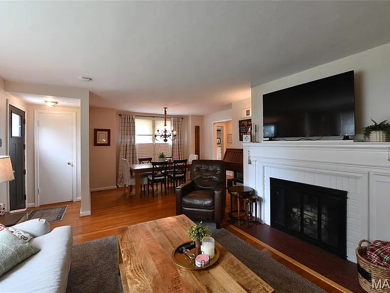 342 Greenleaf Dr — Photo 13