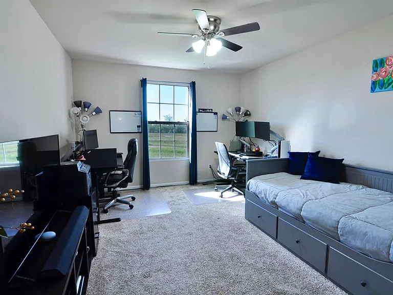 4481 Bridgeview Ln — Photo 40