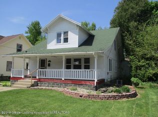 724 Jenne St, Grand Ledge, MI 48837