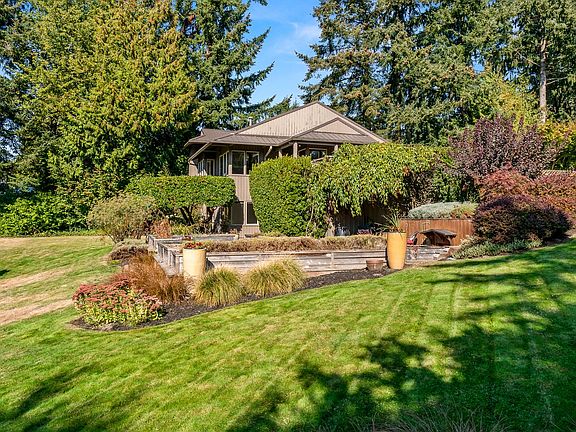 3rd image of 4812 106th Ave NE