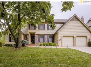 8009 W 116th St, Overland Park, KS 66210