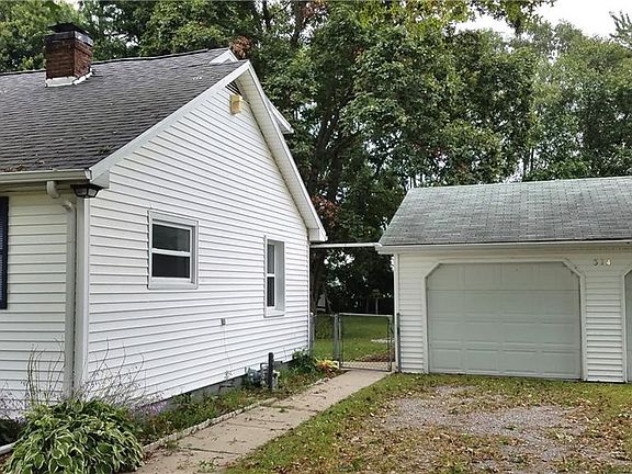 4th image of this home