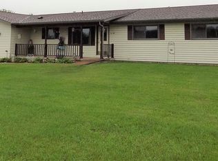 N2335 Ashley Ct, Waupaca, WI 54981