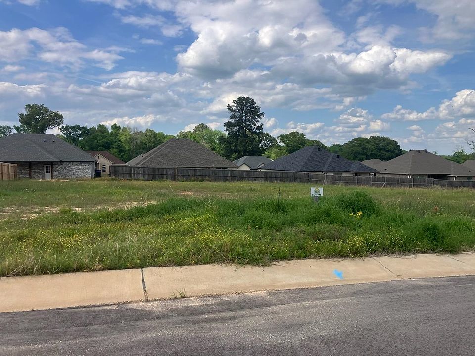 1st image of 205 Toro Dr