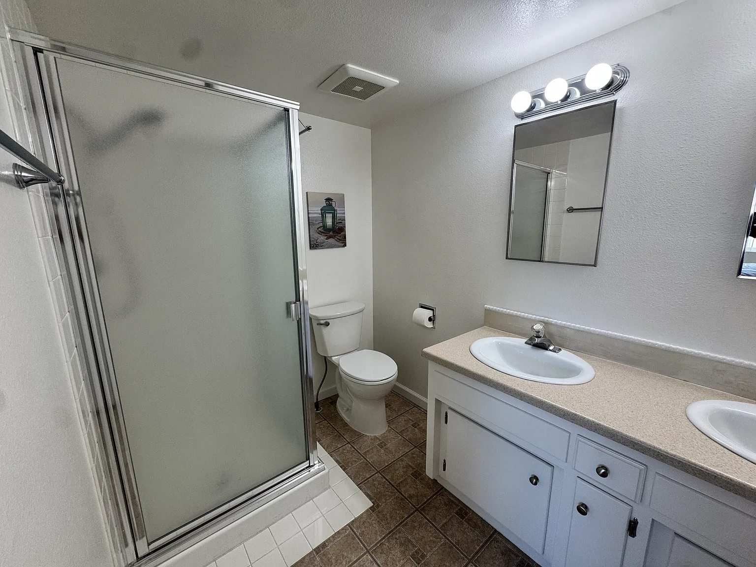 Studio, 600 sqft, $1,675 — Photo 2
