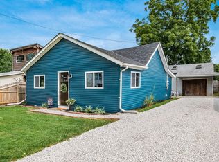 54 2nd St, Buckeye Lake, OH