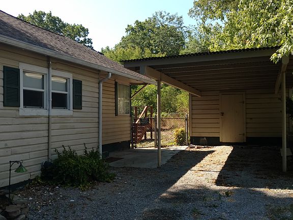 2nd image of 1104 Escalon Dr