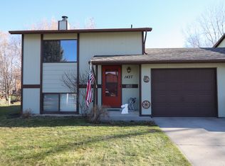 1427 Ridgeway Ave, Sheridan, WY 82801
