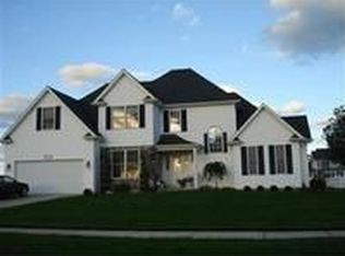 5791 Hayden Ct, Stevensville, MI 49127