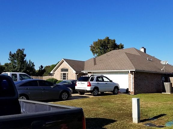 2nd image of 1803 Waterton Cir