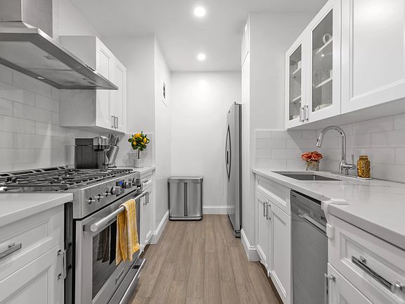 5th image of 65-50 Wetherole St #1M