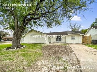 903 Progreso Dr, Houston, TX 77038