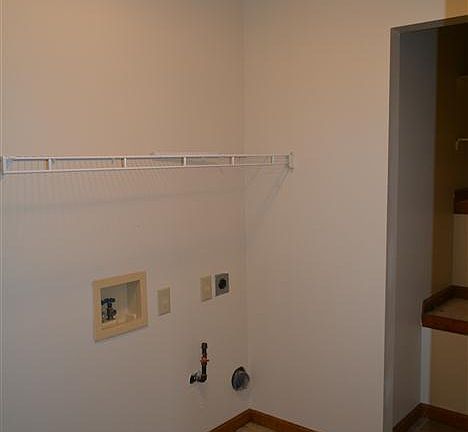 2nd image of 5951 McIntyre Dr