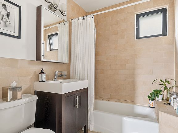 5th image of 138 Seeley St APT 3A