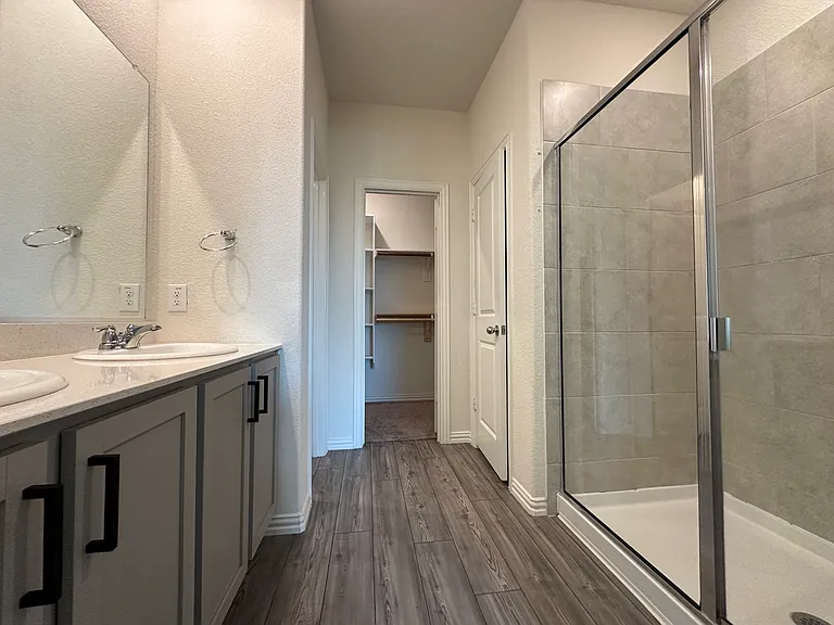 404 Pepperbark Ave — Photo 10