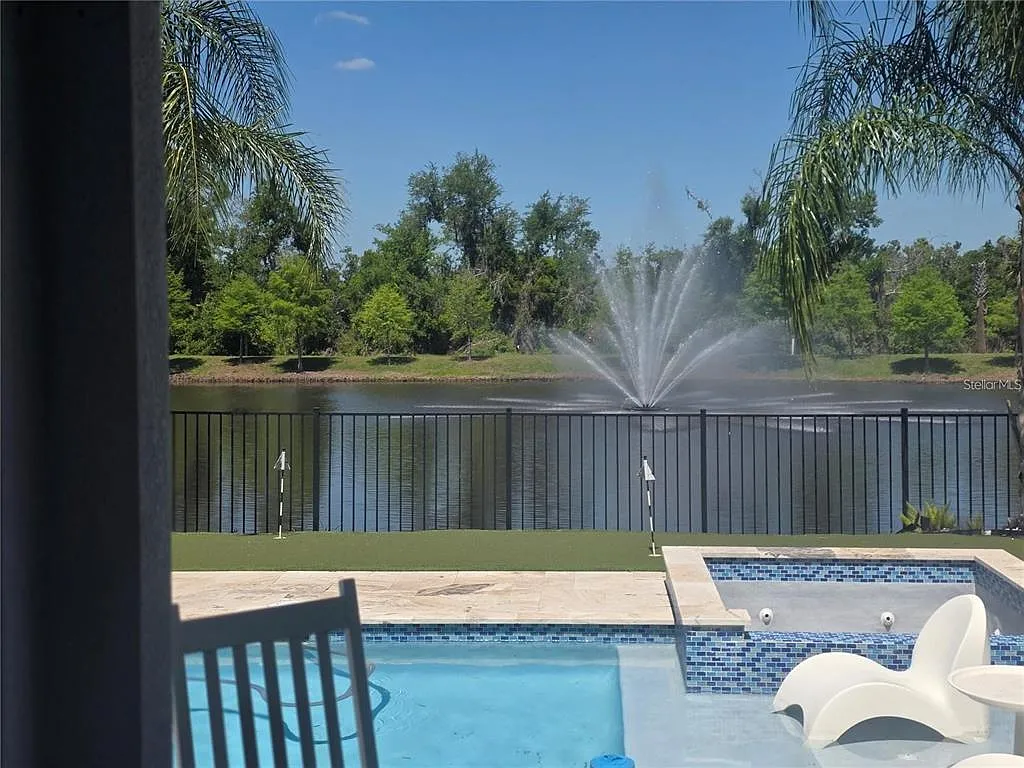 4 bed, 3.0 bath, 2748 sqft, $4,000 — Photo 3