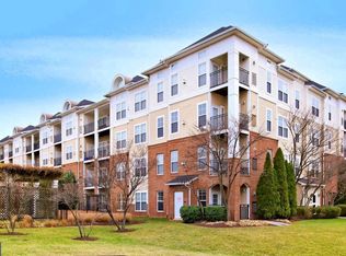 3840 Lightfoot St UNIT 345, Chantilly, VA 20151