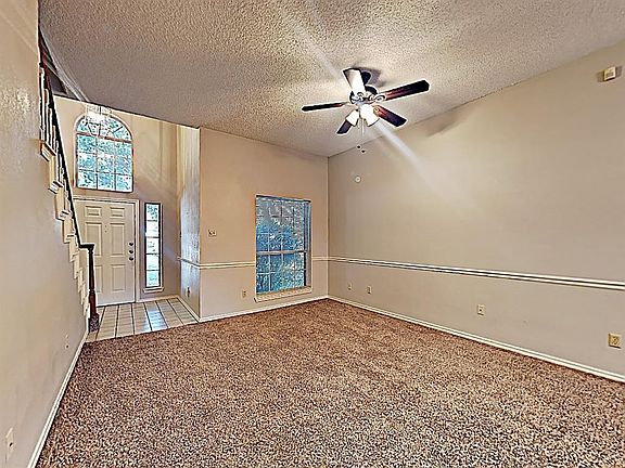 2nd image of 461 Pebblecreek Dr